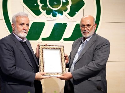 معاون رئیس‌جمهور از «محمدحسن اسدی» شهردار کلان‌شهر شیراز تقدیر کرد
