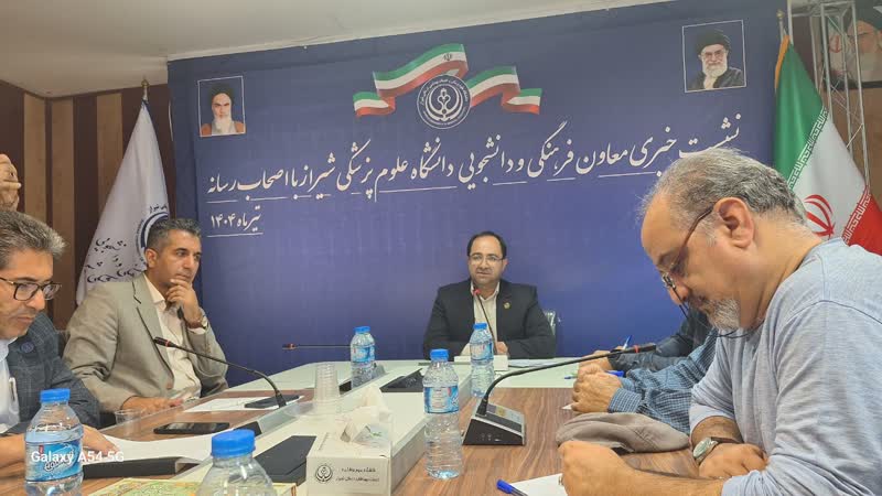 رسانه‌ها کنترل‌کننده افکار عمومی‌اند / رشد ۳ برابری نشریات و حل معضل خوابگاه‌ها برای کاهش مهاجرت نخبگان