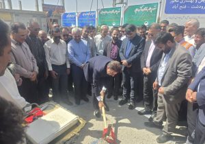 طی آیینی با حضور مسئولان ارشد استان فارس، عملیات تعریض و بهسازی محور مرودشت-فتح‌آباد با پیمانکار بومی آغاز شد.