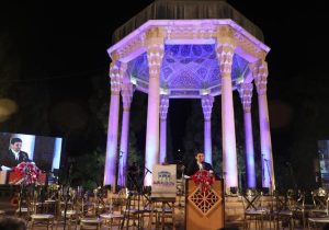 هوش مصنوعی می‌تواند پلی میان میراث ادبی ایران و نسل آینده باشد