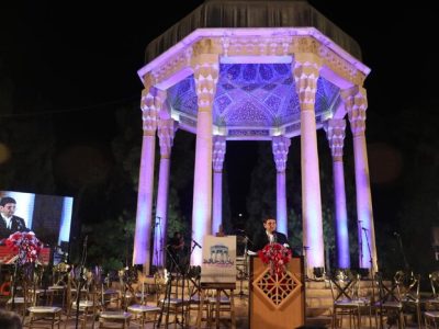 هوش مصنوعی میتواند پلی میان میراث ادبی ایران و نسل آینده باشد