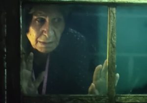 از سیفون تا رستگاری؛ سفرِ پنهانِ پیرزنِ معلم