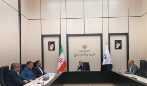 استاندار فارس: انتقال پرونده‌های مالیاتی و افزایش اختیارات بانکی، گام اساسی در عدالت اقتصادی استان‌هاست