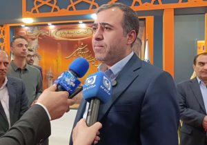 آغاز عملیات انتقال فرآوردههای نفتی فسا–شیراز همزمان با حضور کمیسیون انرژی در فارس