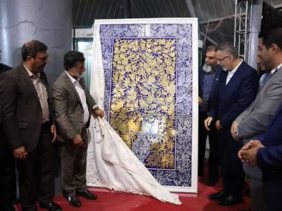 رونمایی از تابلو کاشی هفت‌رنگ شیراز در نمایشگاه اکسپو ۲۰۲۵