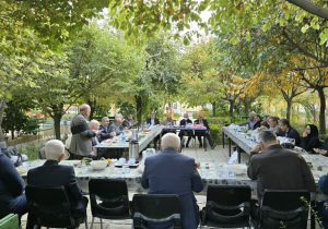 مشارکت خیرین سلامت برای توسعه خدمات کرامتمحور سالمندان در شیراز