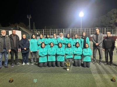 برگزاری رقابت های مینی‌فوتبال بانوان در باغ جنت شیراز