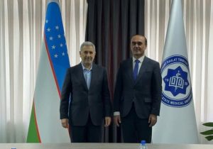 زمینه های توسعه همکاریها در حوزه علمی و گردشگری سلامت بررسی شد