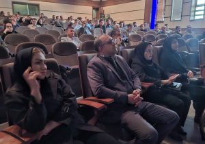 نخستین کارگاه آموزشی «قانون الزام به ثبت رسمی معاملات اموال غیرمنقول» ویژه دهیاران فارس برگزار شد