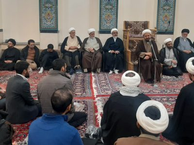 انقلاب اسلامی ثمره قرنها مجاهدت شیعه است و آسیب به آن، آسیب به اسلام