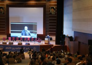 استقلال‌طلبی و آزادی بیان سه‌ضلعی حیات جنبش دانشجویی