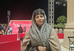 انتقاد از جشنواره شیراز؛ غیبت مردم و تکرار کم‌لطفی ساختاری به فیلم‌سازان