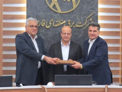 تأکید معاون استانداری فارس بر توسعه نیروگاه‌های خورشیدی و مدیریت ناترازی زمستان در آیین معارفه مدیران برق