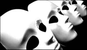 نقد تئاتر از کجا آغاز می‌شود؟ تأملی درباره ناممکن‌ها و امکان‌ها