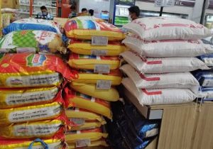 توزیع بیش از ۱۱۴ تن کالای اساسی در بیضا