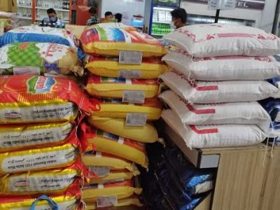 توزیع بیش از ۱۱۴ تن کالای اساسی در بیضا