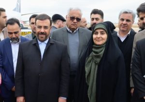 سفر وزیر راه و شهرسازی به فارس؛ افتتاح بیش از ۱۲ هزار واحد مسکن و آغاز عملیات قطعه پایانی آزادراه شیراز–اصفهان