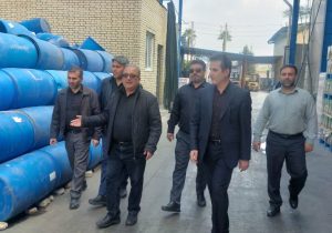 بازدید فرماندار شیراز از واحدهای تولیدی شهرک صنعتی بزرگ؛ تأکید بر تداوم تولید در شرایط حساس