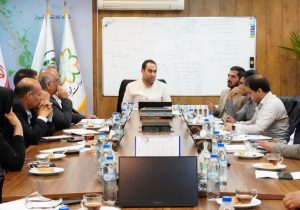 ساماندهی دستفروشان و رفع سد معبر با رویکرد قانونی و انسانی در شیراز