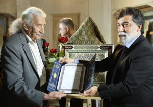 رونمایی از کتیبه نفیس خاتم‌کاری در ارگ کریم‌خان شیراز/ تجلیل از خاندان گلریز خاتمی