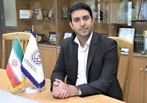 تقدیر استاندار فارس از روابط عمومی دانشگاه علوم پزشکی شیراز به عنوان روابط عمومی منتخب استان فارس در اطلاع‌رسانی و جریان‌سازی رویدادهای ملی
