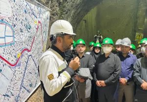 اتصال خطوط ۱ و ۴ متروی شیراز تا ۱۴۰۶؛ دسترسی مترو به حرم شاهچراغ فراهم می‌شود