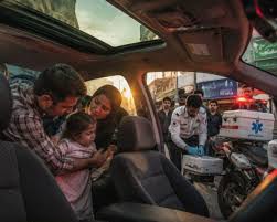 خودروهای پارک‌شده در گرما؛ قاتل خاموش کودکان و سالمندان