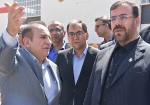 استاندار فارس از بزرگ‌ترین مجموعه تولید لوله‌های کامپوزیتی کشور بازدید کرد؛ تأکید بر رفع موانع تولید و توسعه صنایع راهبردی