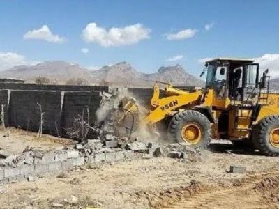 آزادسازی ۷۰۰۰ مترمربع از اراضی کشاورزی شیراز با تخریب ساخت‌وسازهای غیرمجاز