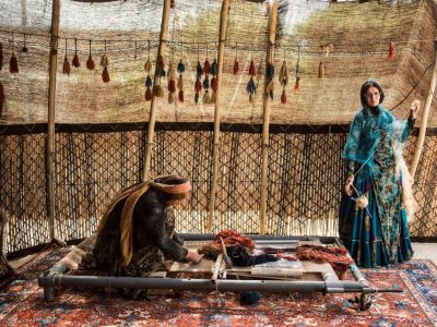 زنان، ستون اصلی صنایع دستی فارس؛ فروش، بزرگ‌ترین دغدغه هنرمندان