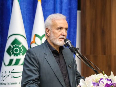 کتابخانه هوشمند «فرشتگان میناب» در شیراز به‌زودی افتتاح می‌شود/ تأکید شهردار بر تسریع ساخت کتابخانه مرکزی