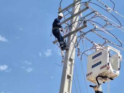 افتتاح ۱۷۰ میلیارد تومان پروژه برق‌رسانی در فارس همزمان با هفته دولت