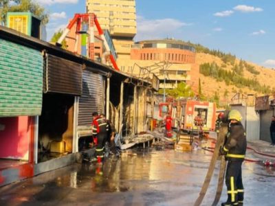 مهار حریق در غرفه‌های لوناپارک شیراز بدون تلفات جانی