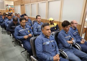جمع آوری ۱۱۰ فقره انشعاب برق غیرمجاز و احصای ۲۳۰ هزار و ۴۱۵ کیلووات ساعت انرژی در شیراز