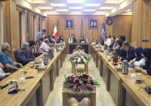 زنگ خطر برای کوهسار؛ نخبگان دانشگاهی خواستار حفاظت فوری از ریه‌های تنفسی شیراز شدند