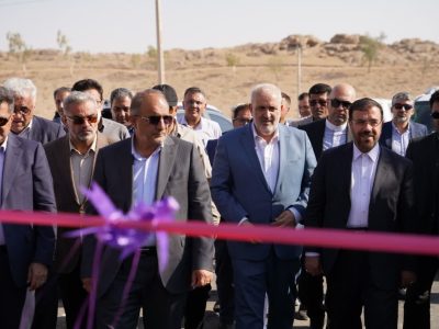 ۱۴ طرح بزرگ زیرساختی و انرژی‌های تجدیدپذیر در داراب و زرین‌دشت افتتاح شد