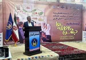 مشقِ همدلی در شیراز؛ توزیع ۵۰ هزار بسته تحصیلی برای دانش‌آموزان کم‌برخوردار فارس